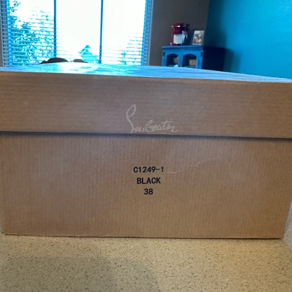 Christian Louboutin black high heels - Picture 4 of 9